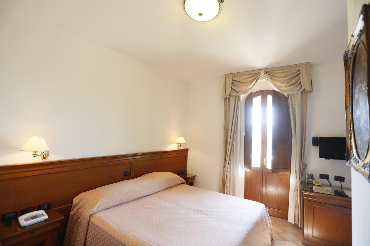 Hotel Castello di Septe Mozzagrogna Esterno foto