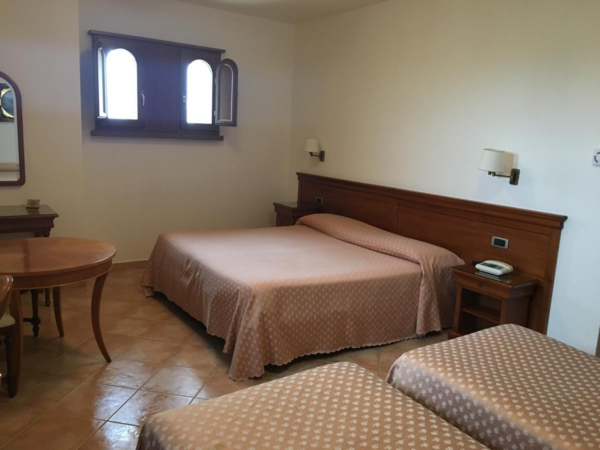 Hotel Castello di Septe Mozzagrogna Esterno foto