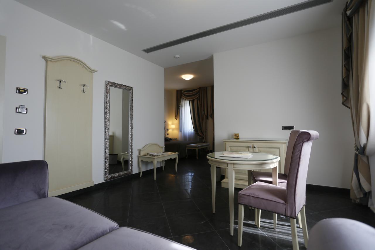 Hotel Castello di Septe Mozzagrogna Esterno foto