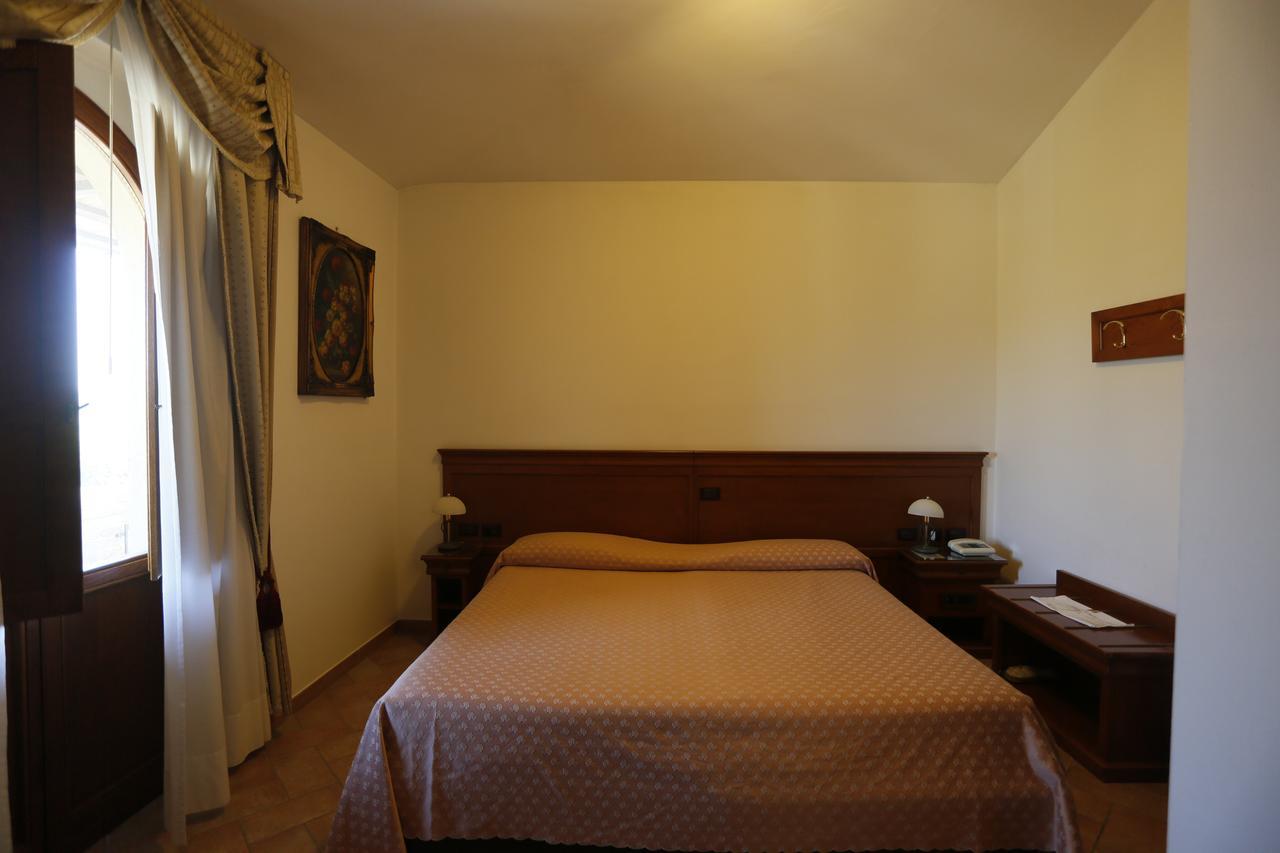 Hotel Castello di Septe Mozzagrogna Esterno foto