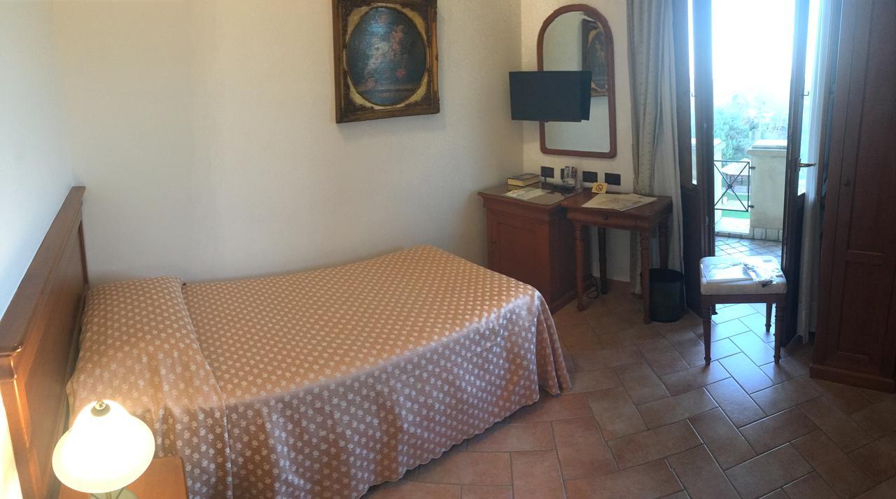 Hotel Castello di Septe Mozzagrogna Esterno foto